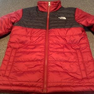 The North Face Puffer Jacket Youth/Junior  Size Medium 10/12. Great Condition!